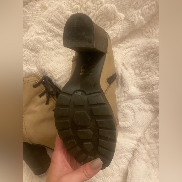 Aldo fur lined heeled comfortable boots - Picture 4 of 9